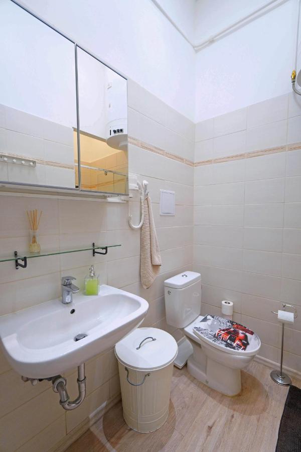 V27 Vadasz Apartment Budapest Exterior photo